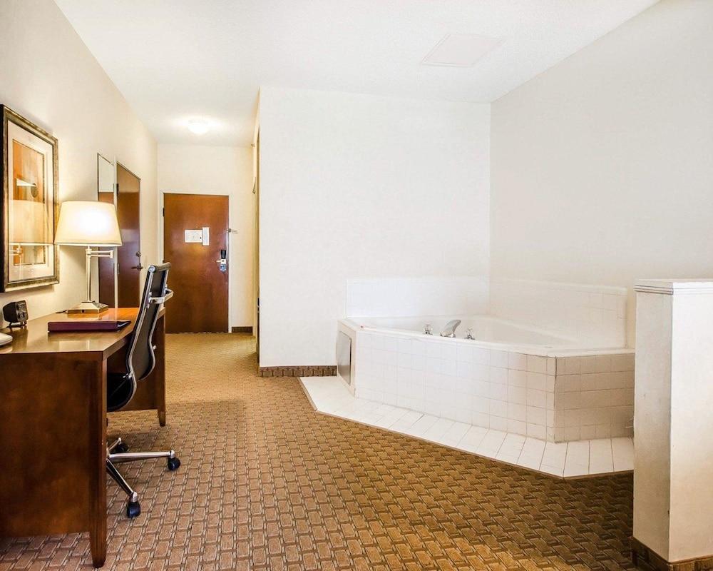 Comfort Suites Prestonsburg West מראה חיצוני תמונה
