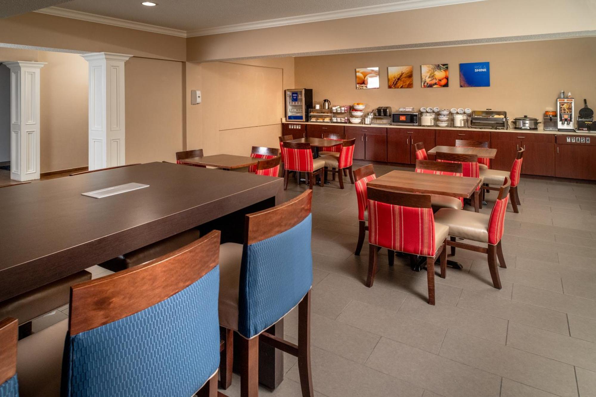 Comfort Suites Prestonsburg West מראה חיצוני תמונה