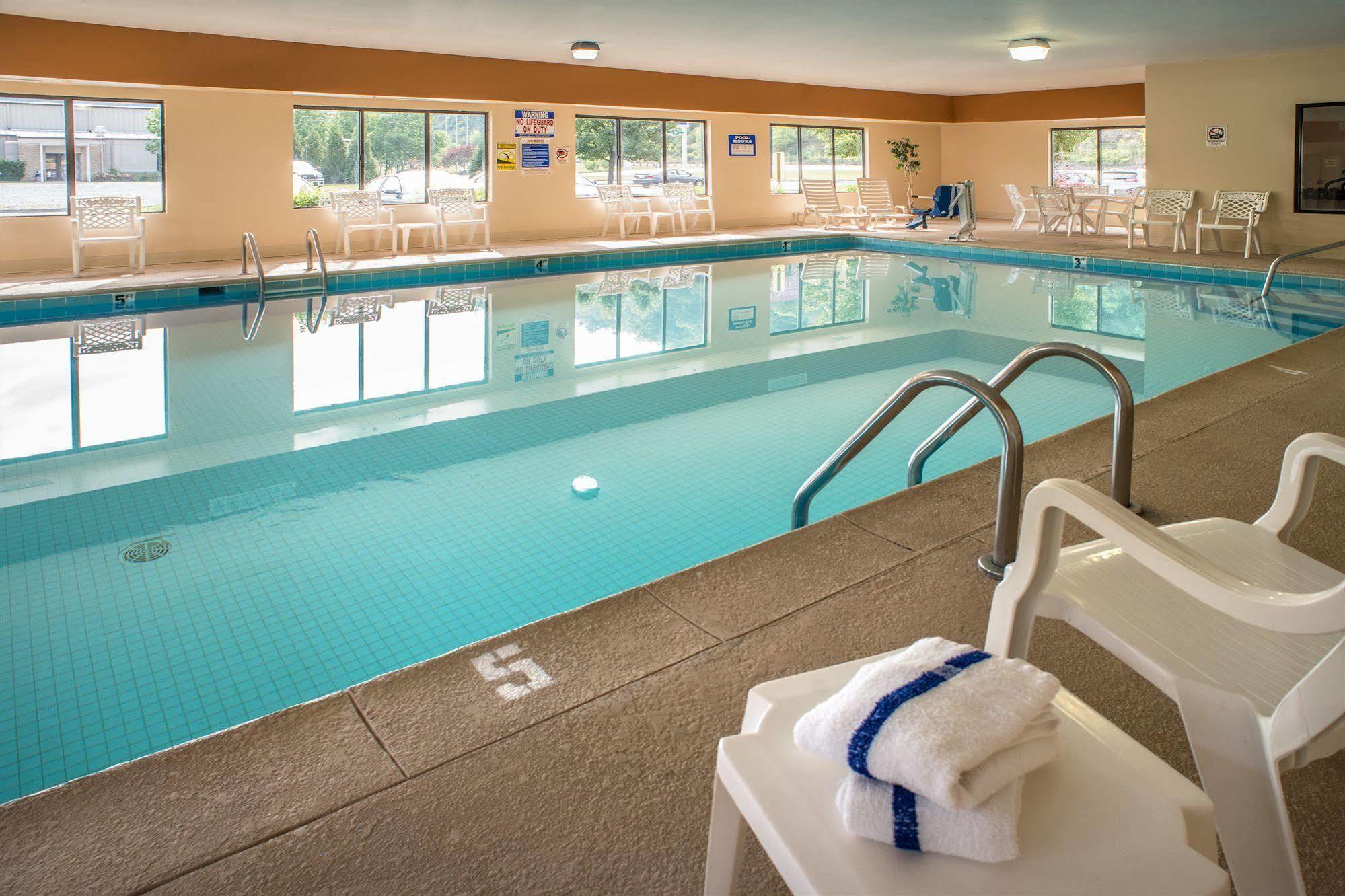 Comfort Suites Prestonsburg West מראה חיצוני תמונה